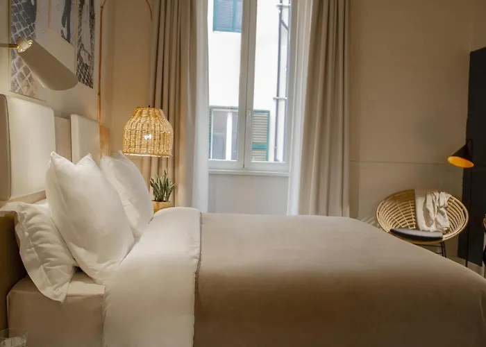 Room Select Via Veneto