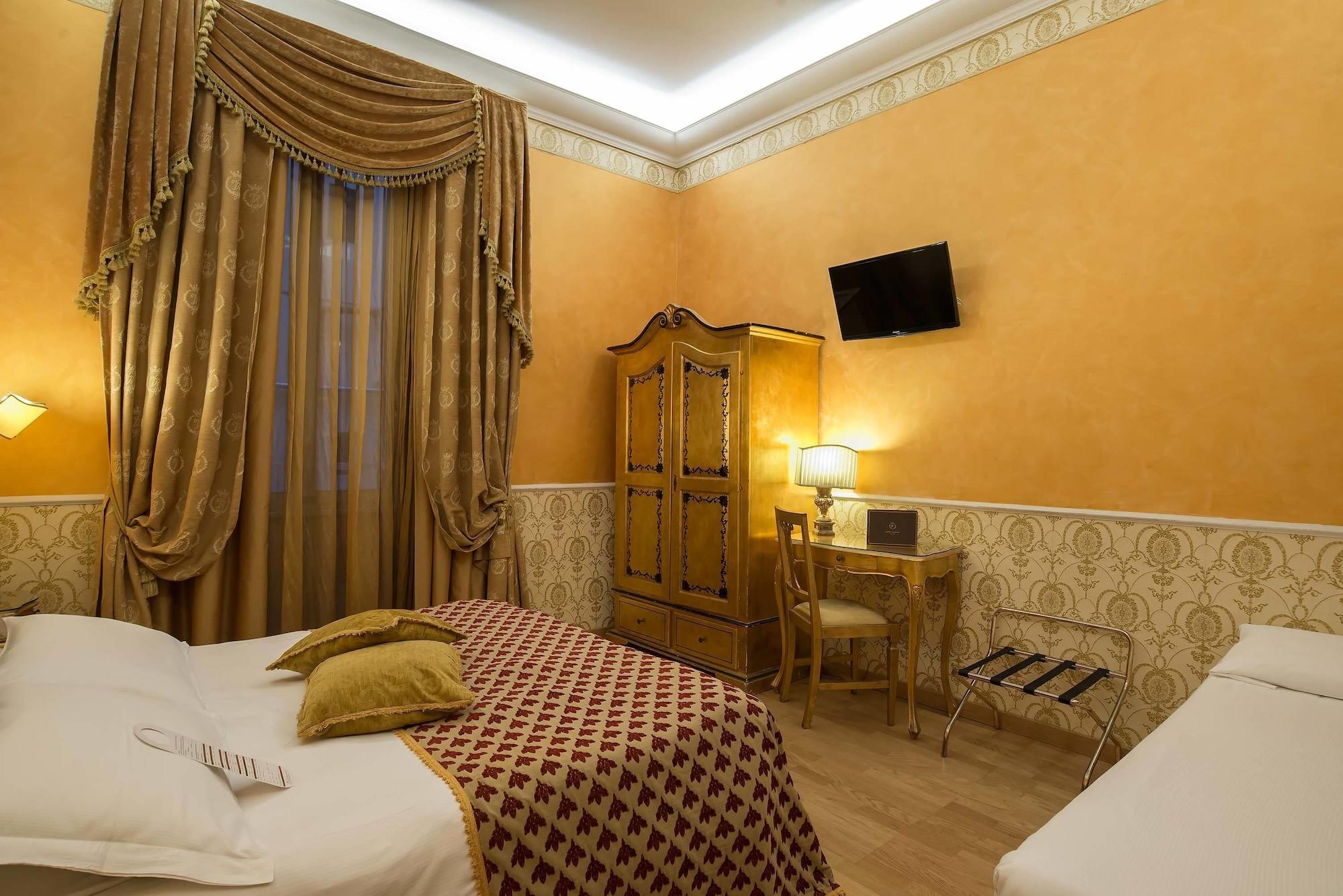 Select Via Veneto 4* Rome