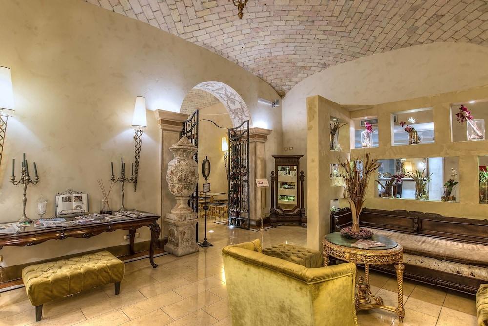 Select Via Veneto Roma